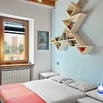 Porta Vescovo Colourful Flat