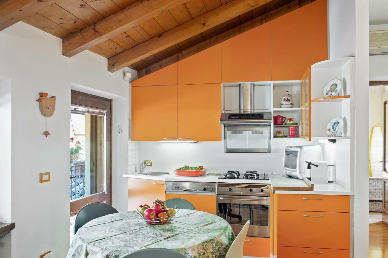 Porta Vescovo Colourful Flat * Verona